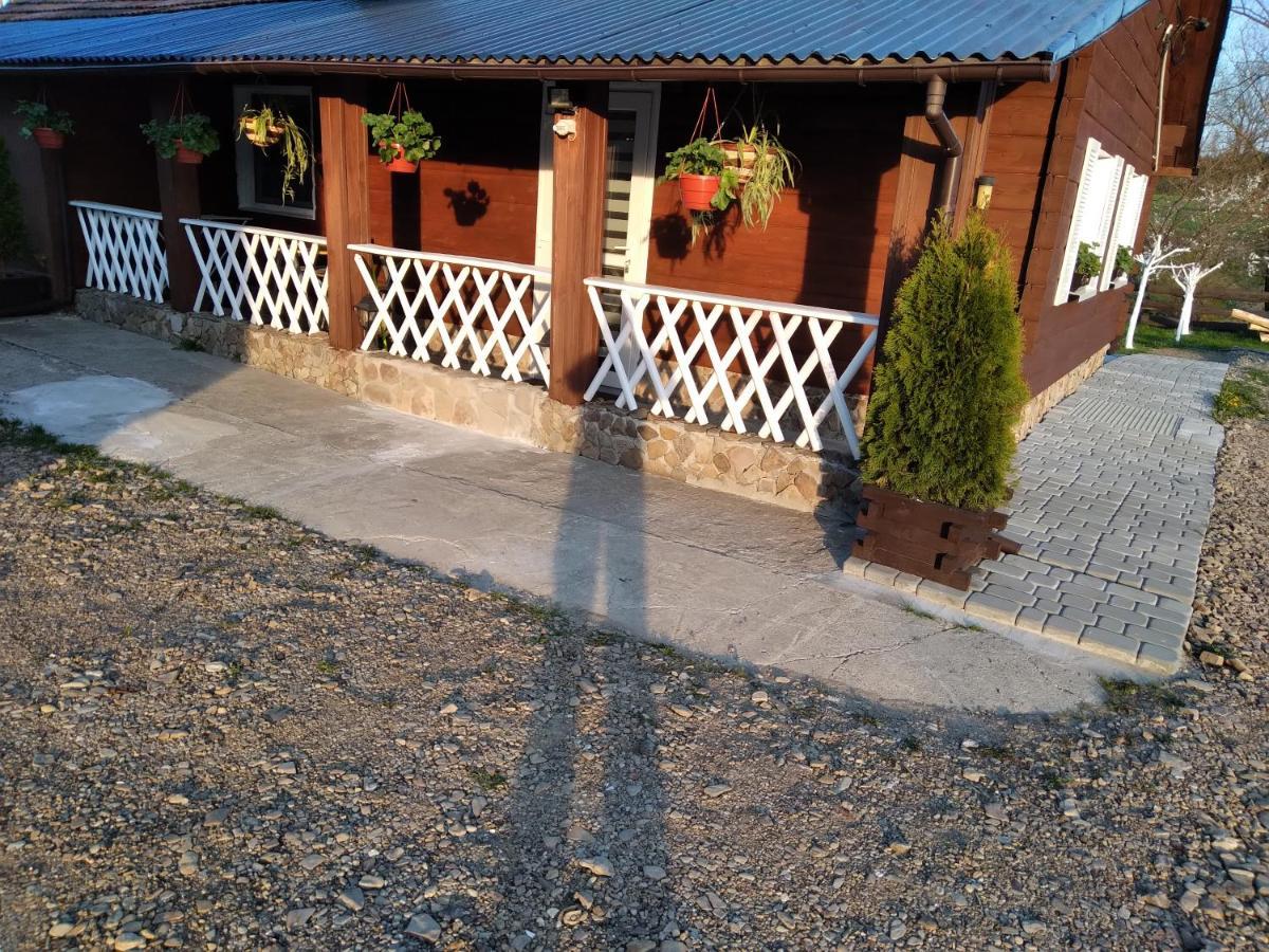 Domek Na Prerii Villa Ustrzyki Dolne Kültér fotó