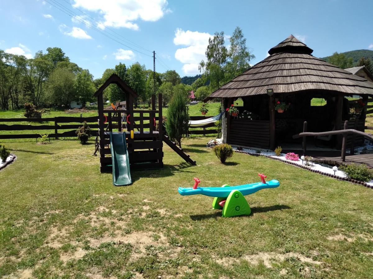 Domek Na Prerii Villa Ustrzyki Dolne Kültér fotó